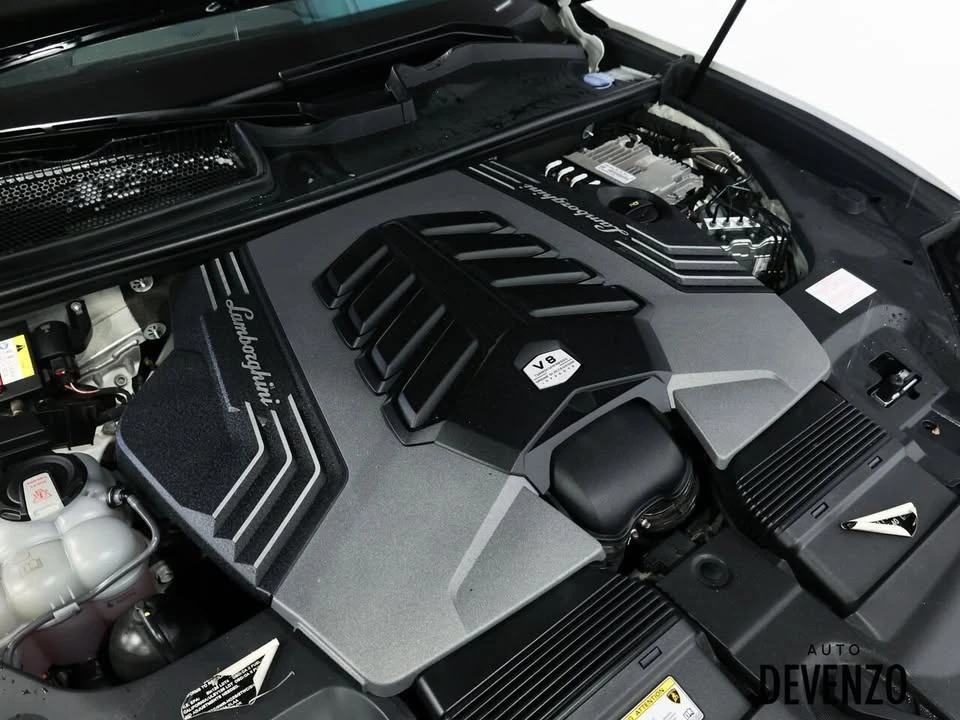 2023 Lamborghini Urus Performante - Image 17 of 18