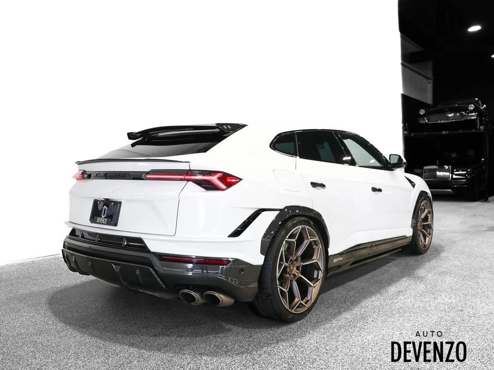 2023 Lamborghini Urus Performante - Image 3 of 18