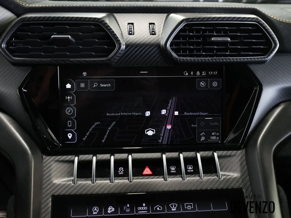2023 Lamborghini Urus Performante - Image 15 of 18