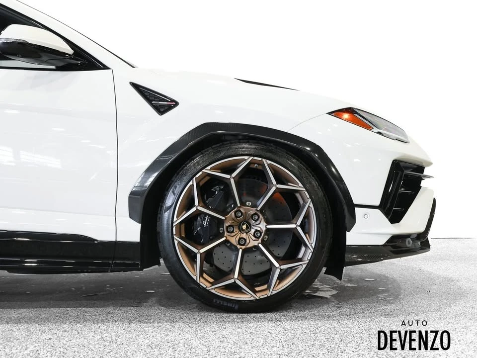 2023 Lamborghini Urus Performante - Image 4 of 18