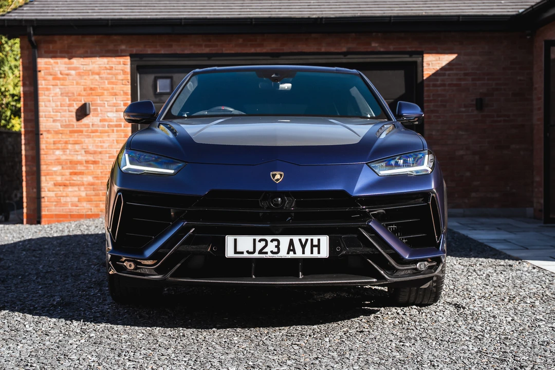 2023 Lamborghini Urus Performante - Image 2 of 31