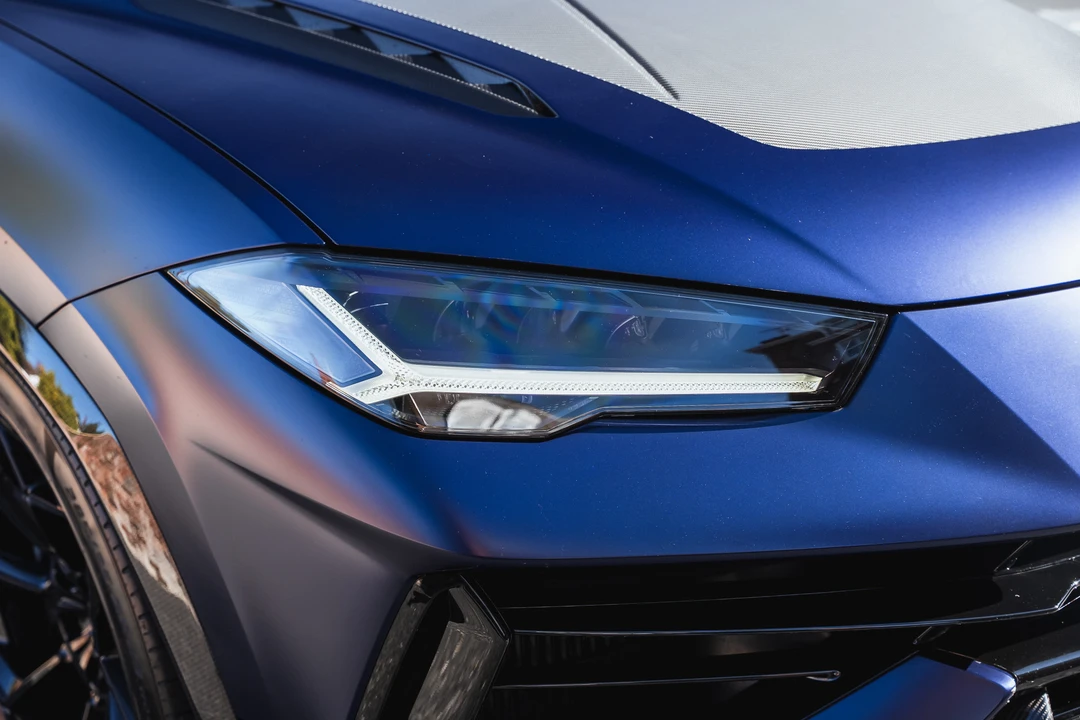 2023 Lamborghini Urus Performante - Image 13 of 31