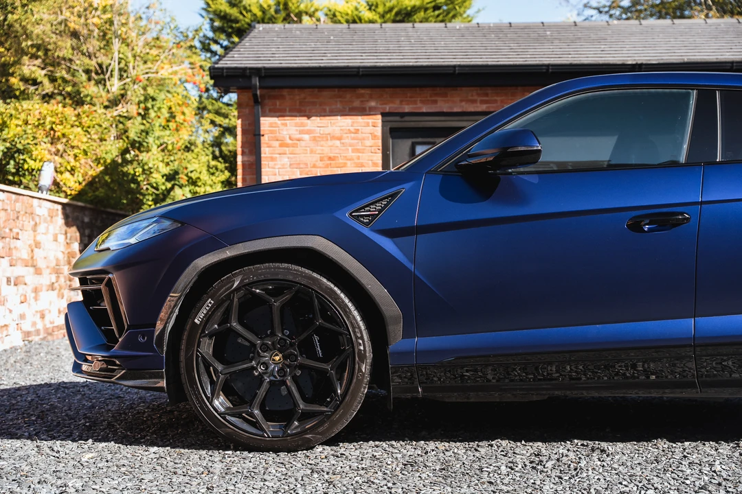 2023 Lamborghini Urus Performante - Image 29 of 31