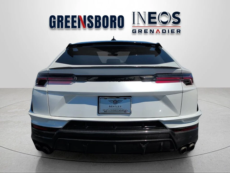 2023 Lamborghini Urus Performante - Image 4 of 31
