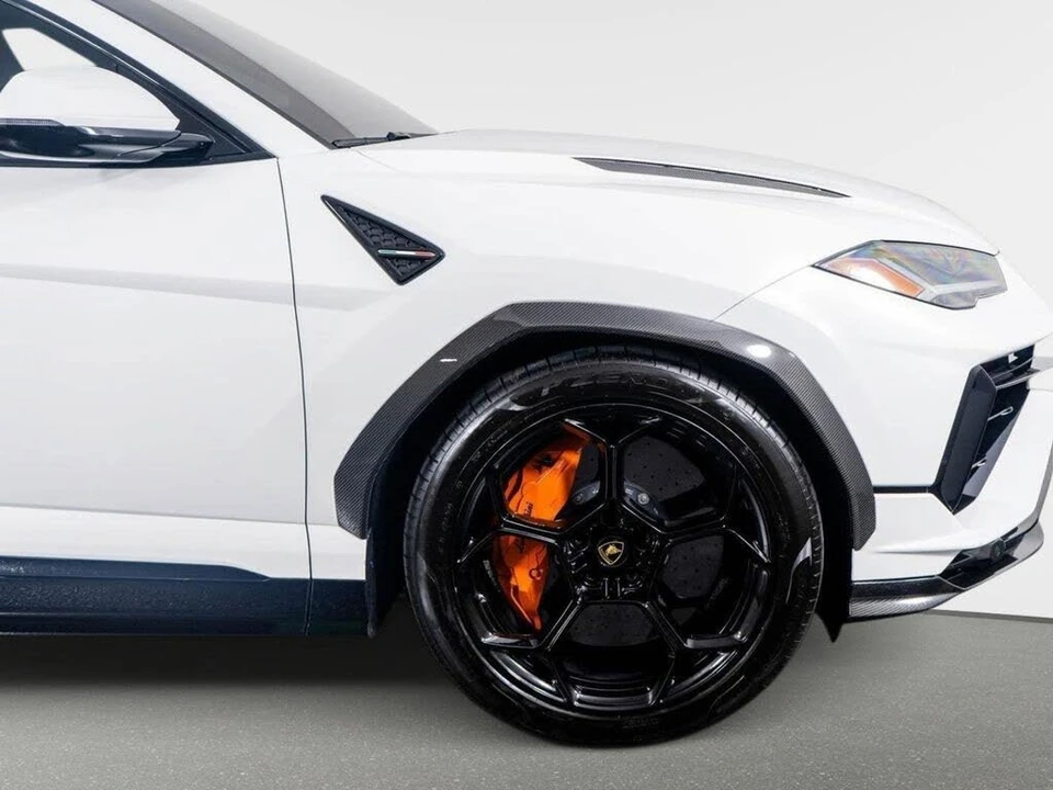 2023 Lamborghini Urus Performante - Image 6 of 31