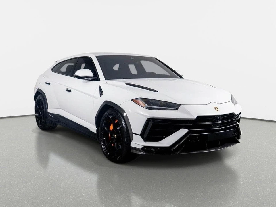 2023 Lamborghini Urus Performante - Image 4 of 31