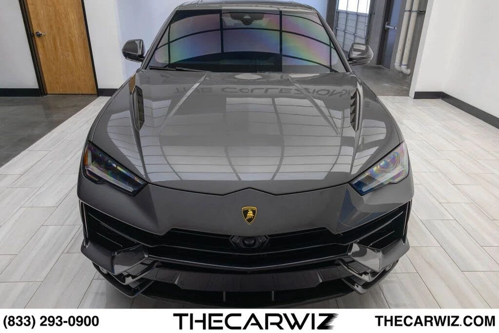2023 Lamborghini Urus Performante - Image 10 of 31
