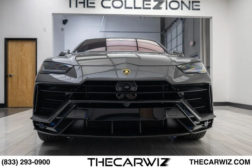 2023 Lamborghini Urus Performante - Image 11 of 31