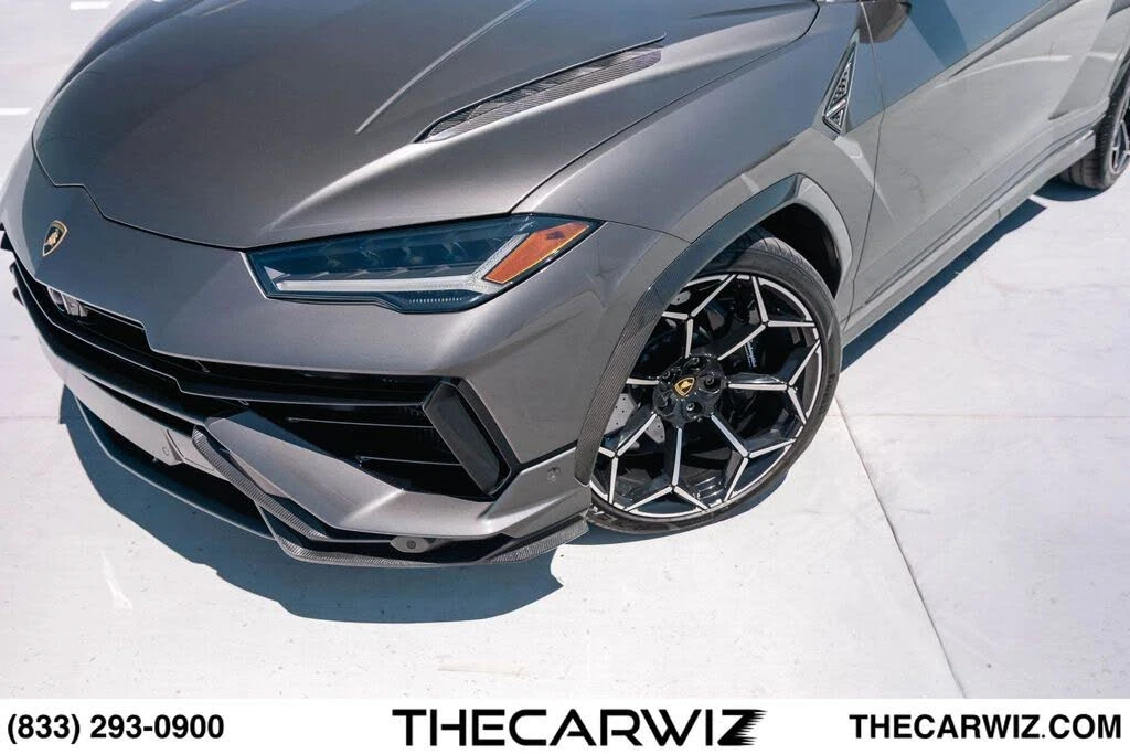 2023 Lamborghini Urus Performante - Image 2 of 31
