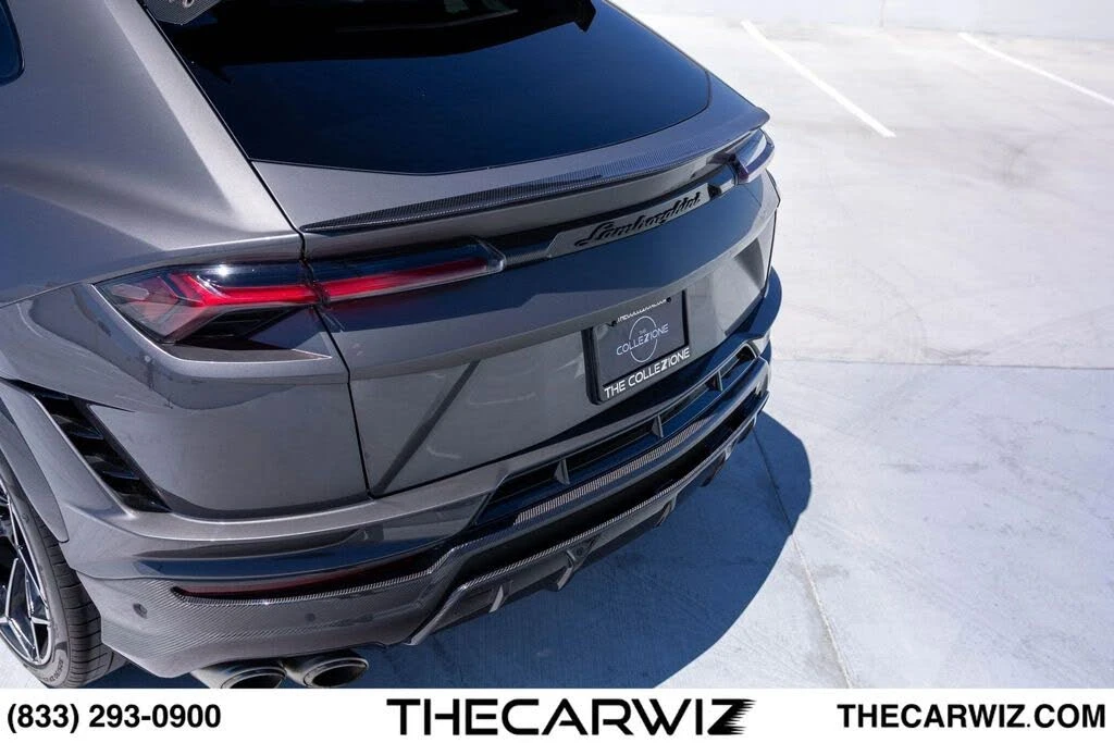 2023 Lamborghini Urus Performante - Image 22 of 31