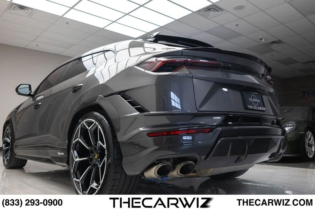 2023 Lamborghini Urus Performante - Image 21 of 31