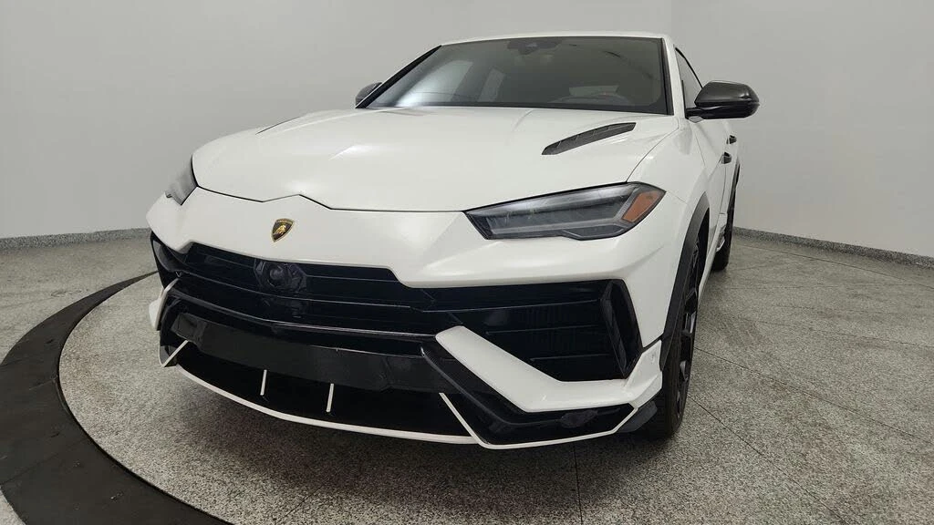 2023 Lamborghini Urus Performante - Image 11 of 31