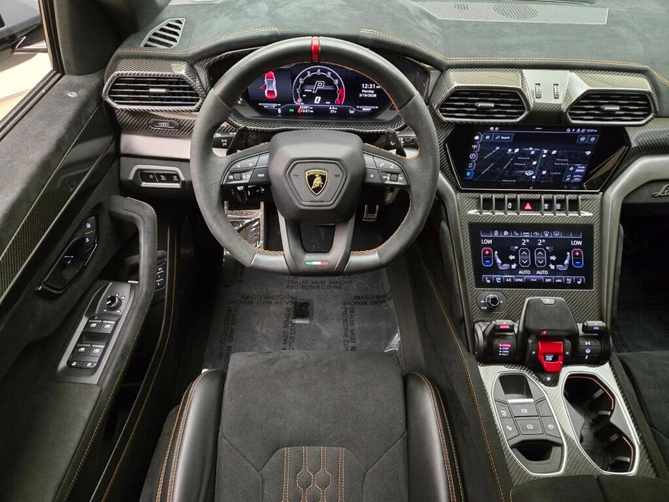 2023 Lamborghini Urus Performante - Image 21 of 31