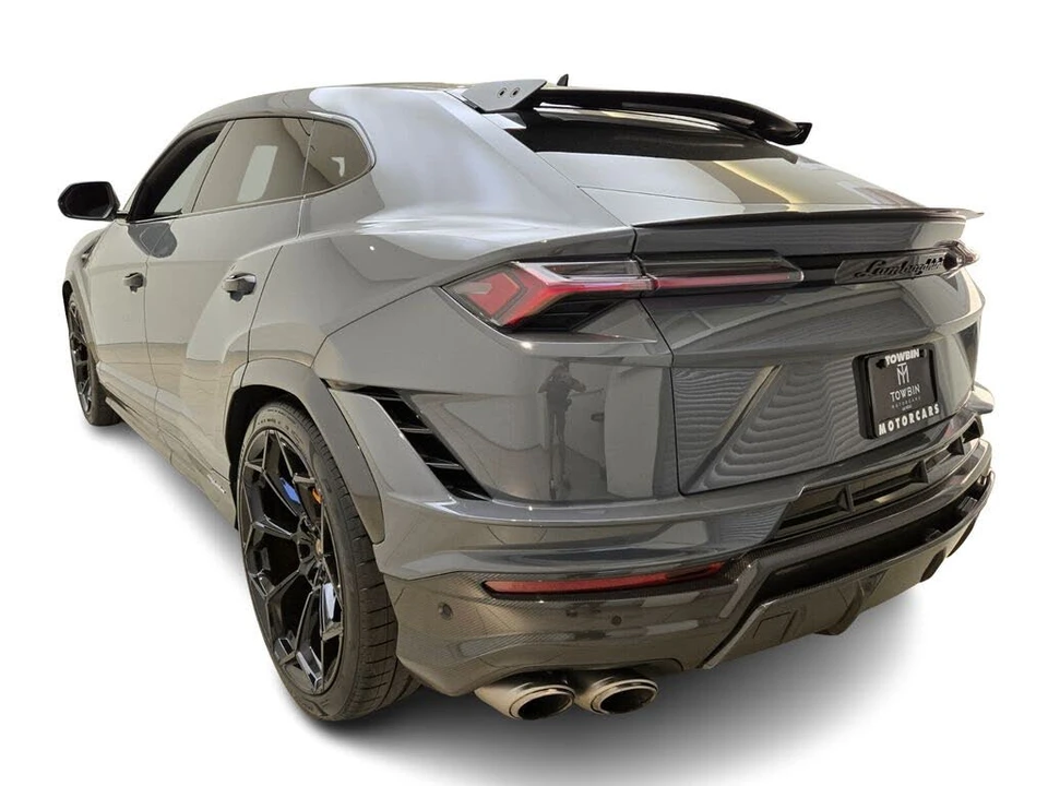 2023 Lamborghini Urus Performante - Image 11 of 31