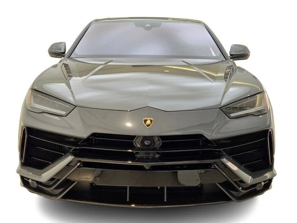 2023 Lamborghini Urus Performante - Image 2 of 31