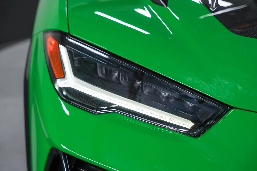 2023 Lamborghini Urus Performante - Image 12 of 31