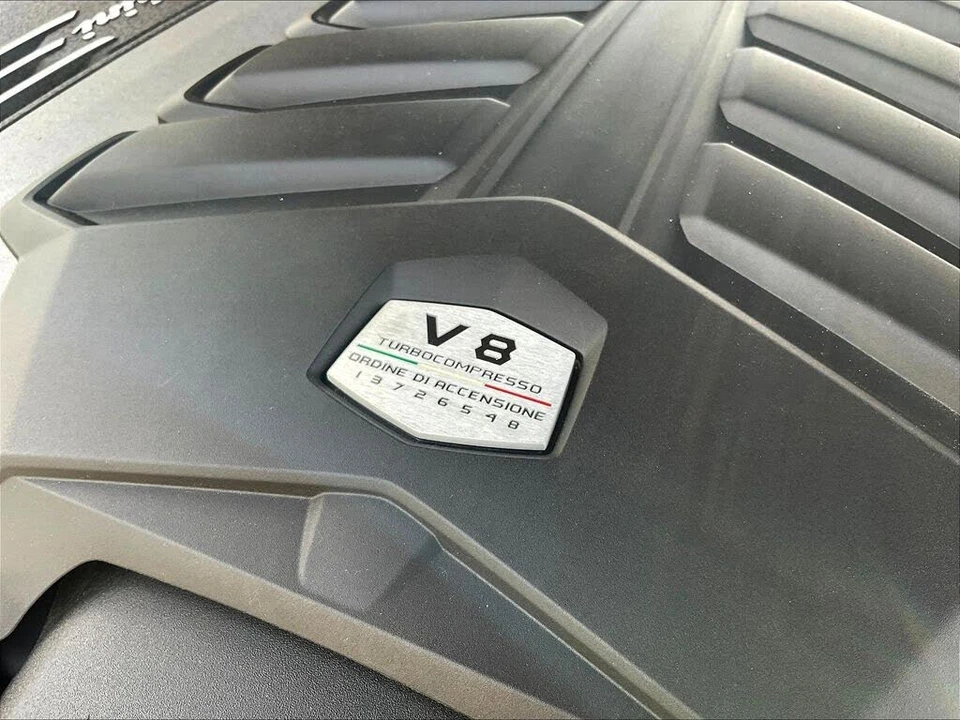 2023 Lamborghini Urus Performante - Image 29 of 31