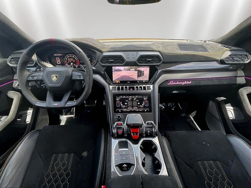 2023 Lamborghini Urus Performante - Image 7 of 31