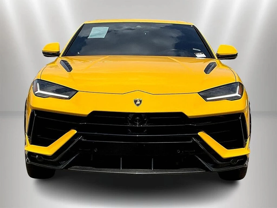 2023 Lamborghini Urus Performante - Image 2 of 31