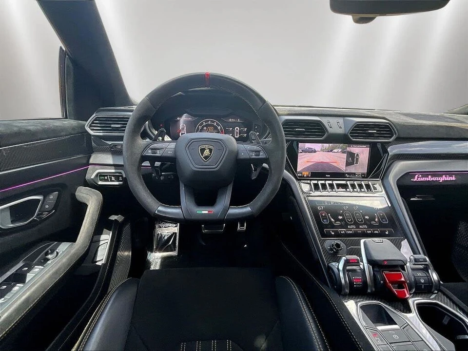 2023 Lamborghini Urus Performante - Image 8 of 31