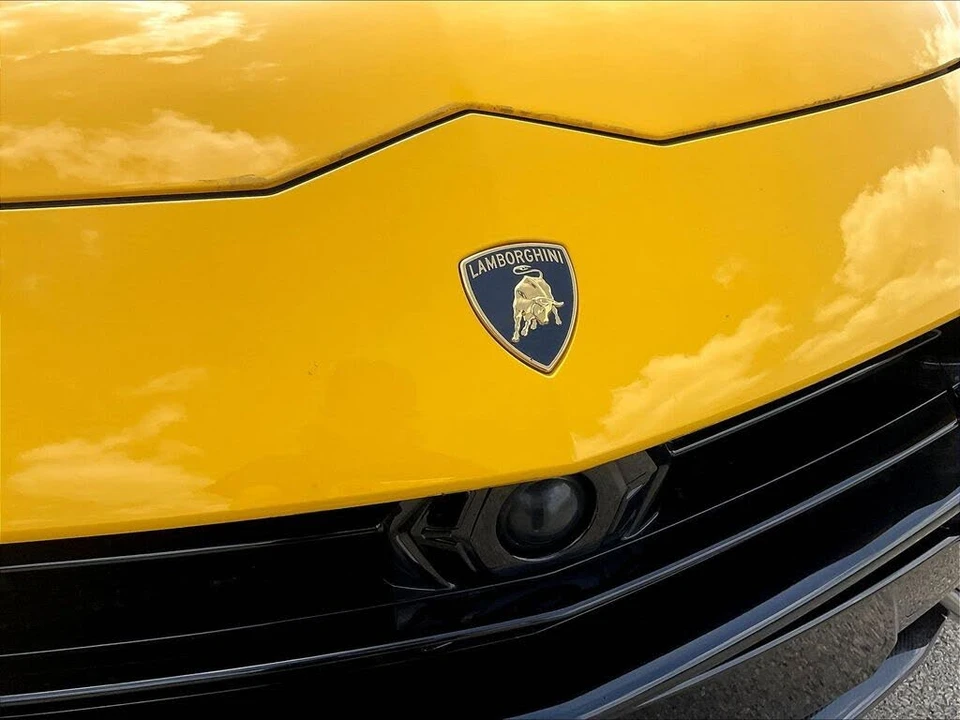 2023 Lamborghini Urus Performante - Image 31 of 31