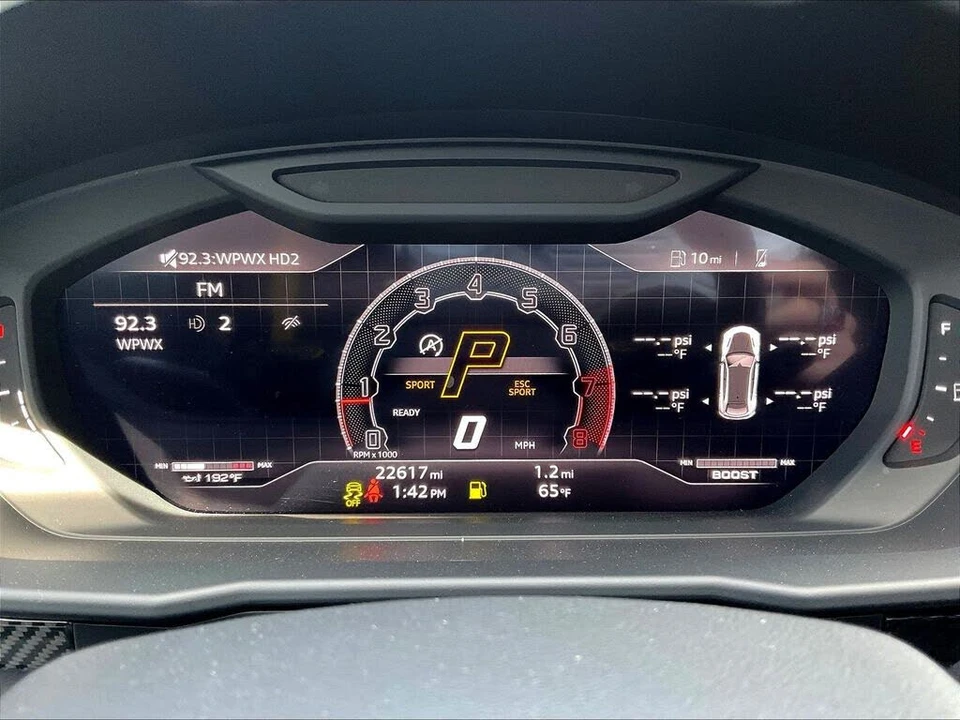 2023 Lamborghini Urus Performante - Image 13 of 31