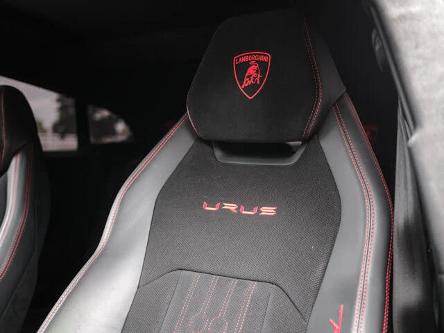 2023 Lamborghini Urus Performante - Image 17 of 31