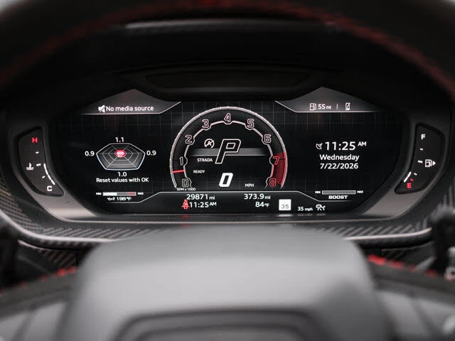 2023 Lamborghini Urus Performante - Image 21 of 31