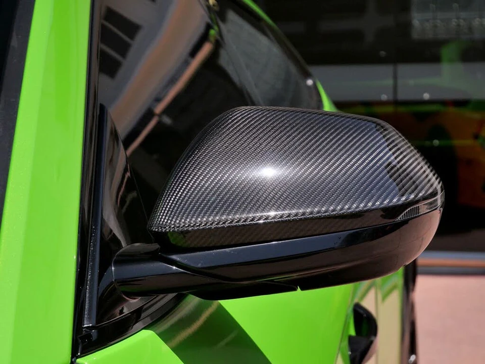 2023 Lamborghini Urus Performante - Image 12 of 31