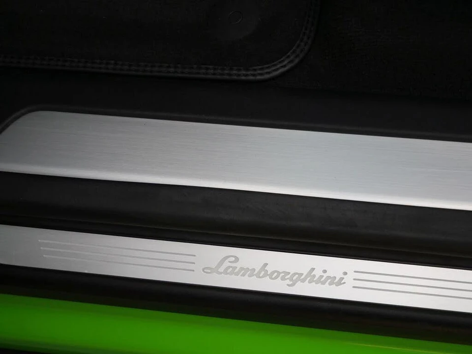 2023 Lamborghini Urus Performante - Image 31 of 31