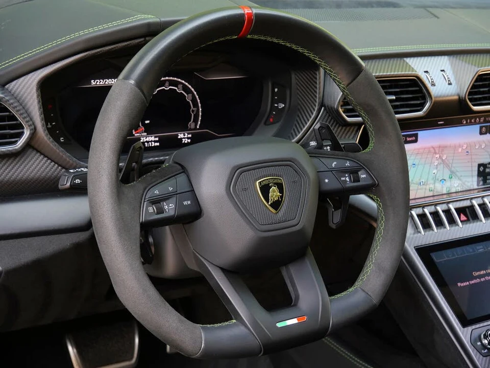 2023 Lamborghini Urus Performante - Image 27 of 31