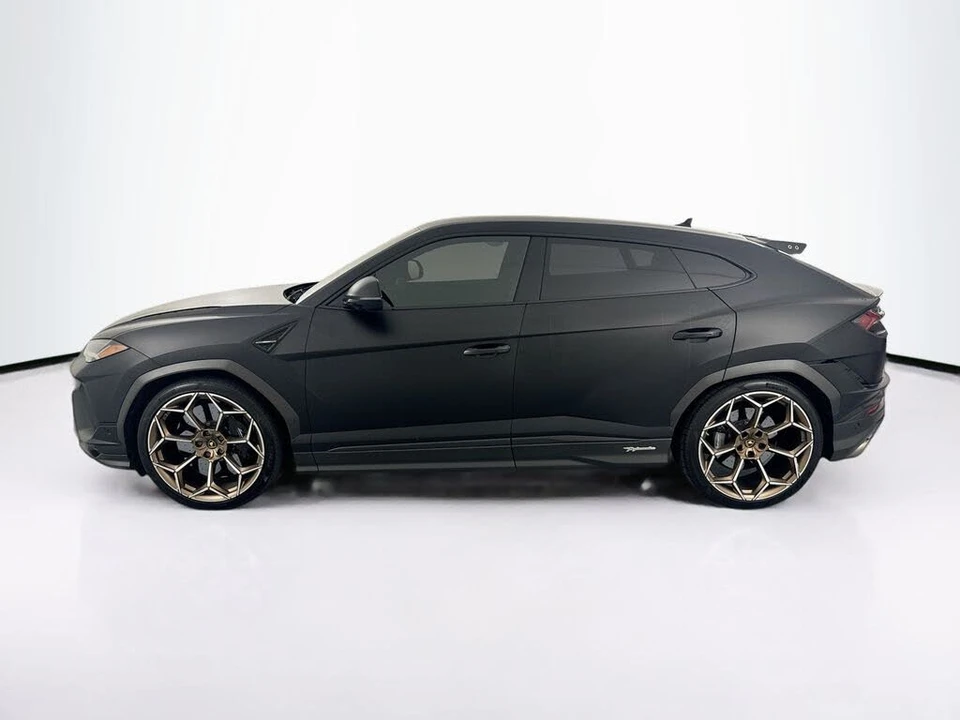 2023 Lamborghini Urus Performante - Image 8 of 31
