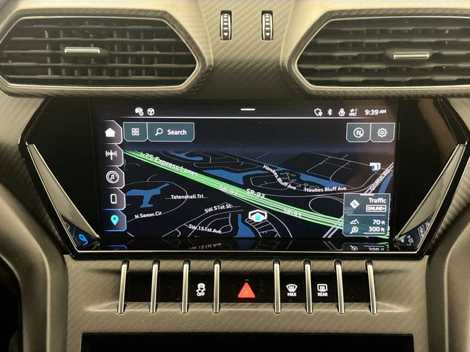 2023 Lamborghini Urus Performante - Image 13 of 31