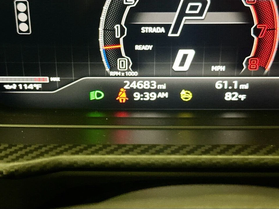 2023 Lamborghini Urus Performante - Image 12 of 31