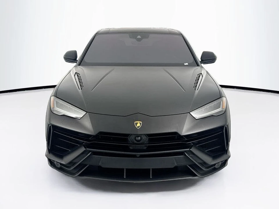 2023 Lamborghini Urus Performante - Image 2 of 31