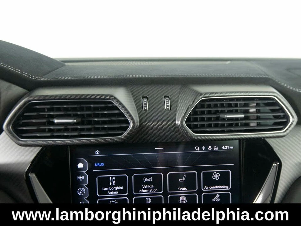 2023 Lamborghini Urus Performante - Image 25 of 31