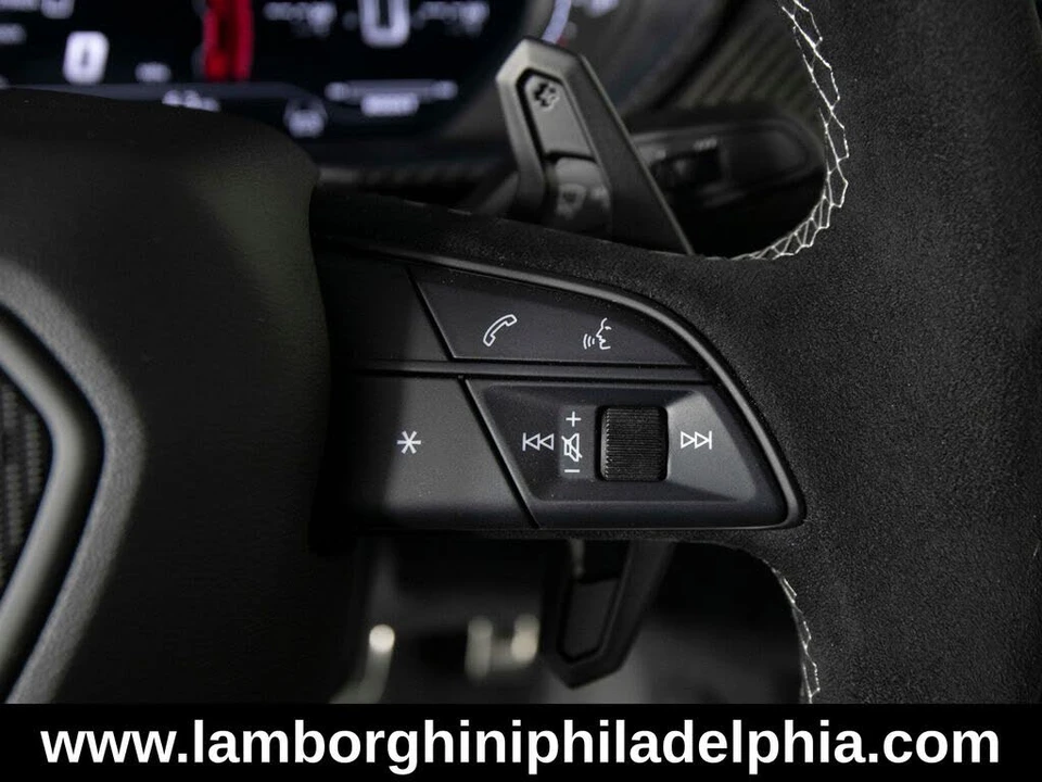 2023 Lamborghini Urus Performante - Image 20 of 31