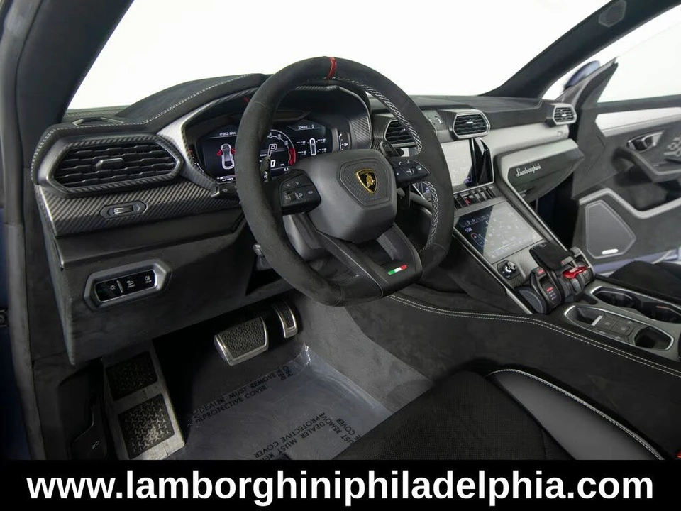 2023 Lamborghini Urus Performante - Image 11 of 31