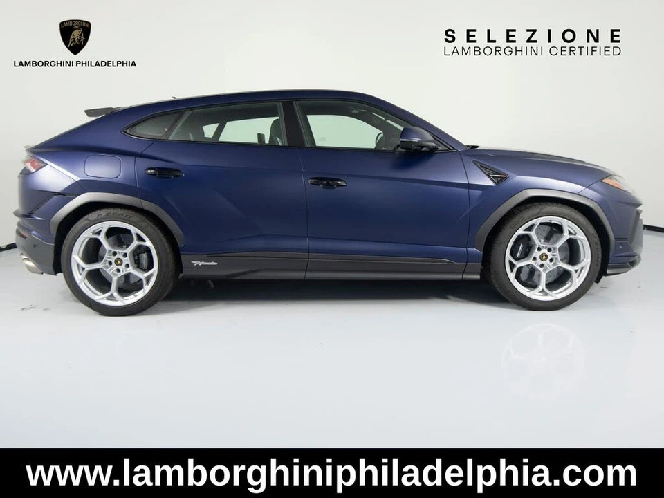 2023 Lamborghini Urus Performante - Image 4 of 31
