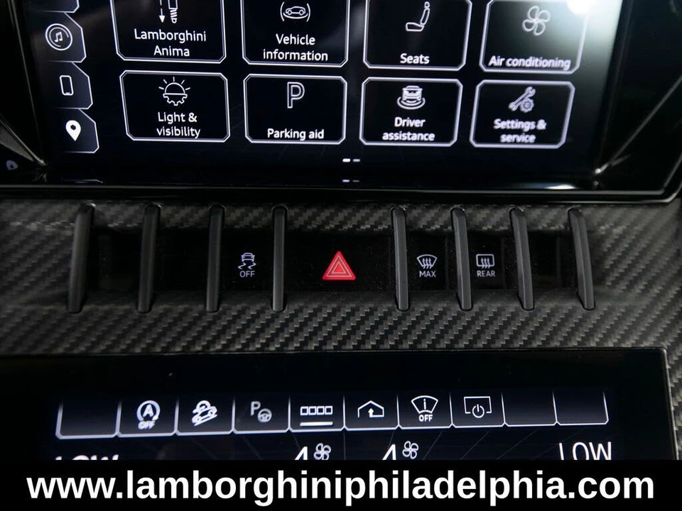 2023 Lamborghini Urus Performante - Image 26 of 31