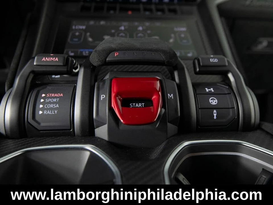 2023 Lamborghini Urus Performante - Image 30 of 31
