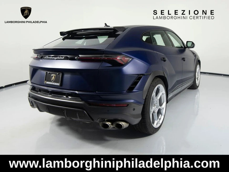 2023 Lamborghini Urus Performante - Image 5 of 31