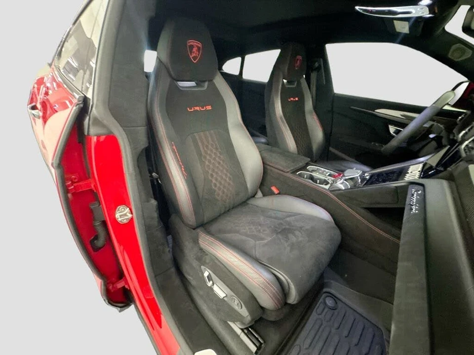 2023 Lamborghini Urus Performante - Image 31 of 31
