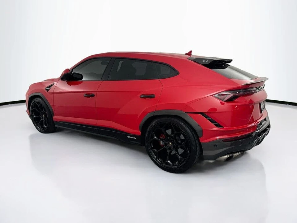 2023 Lamborghini Urus Performante - Image 7 of 31