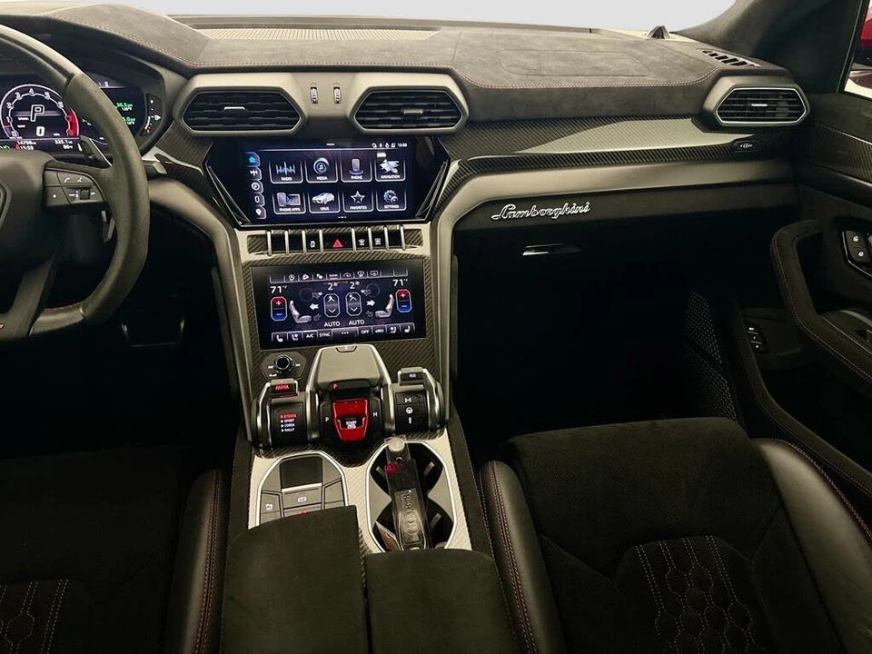 2023 Lamborghini Urus Performante - Image 25 of 31