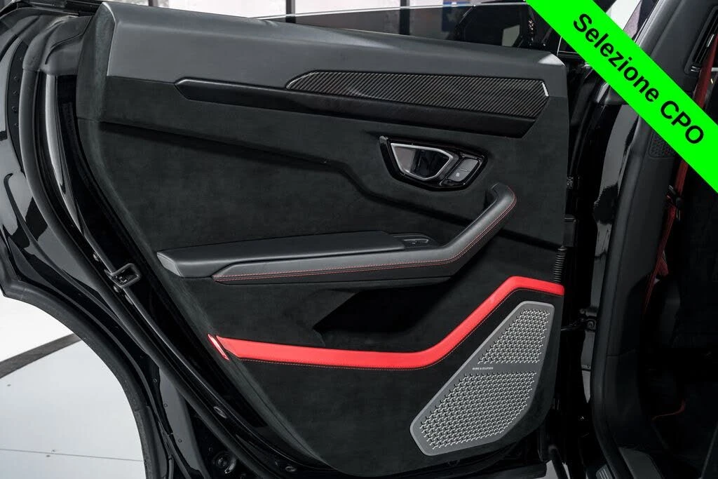 2023 Lamborghini Urus Performante - Image 31 of 31