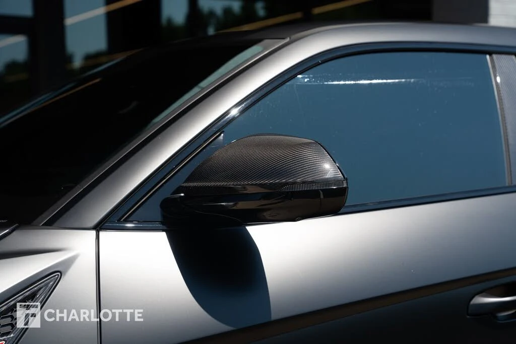 2023 Lamborghini Urus Performante - Image 11 of 31