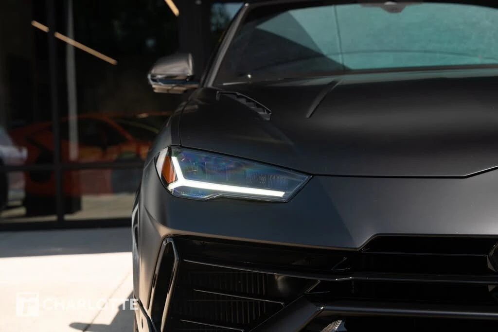 2023 Lamborghini Urus Performante - Image 5 of 31
