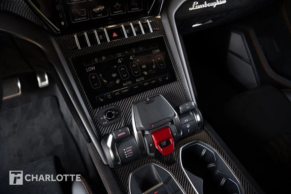 2023 Lamborghini Urus Performante - Image 28 of 31