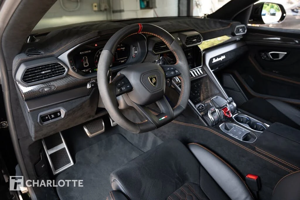 2023 Lamborghini Urus Performante - Image 23 of 31